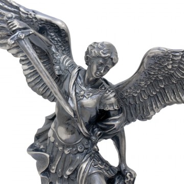 Statua San Michele...
