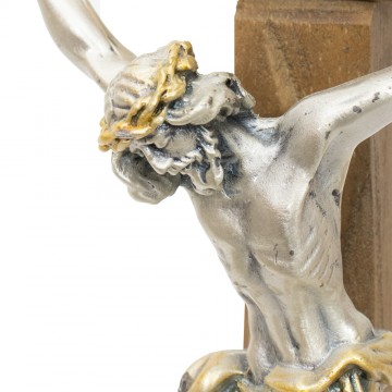 Crocifisso in Legno con Base